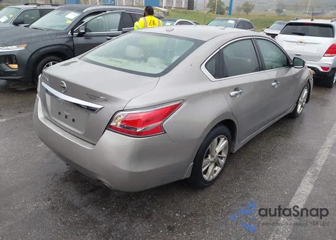 2015 Nissan Altima 2.5 Sl из США, поврежденный, VIN 1N4AL3AP2FN886364